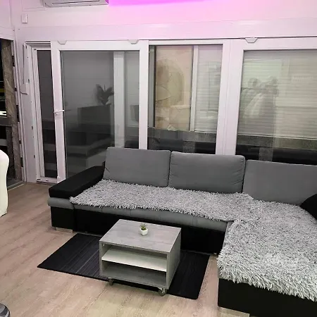 Apartma Anna Apartment *