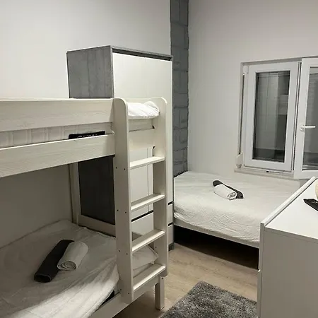 Apartma Anna * Vir