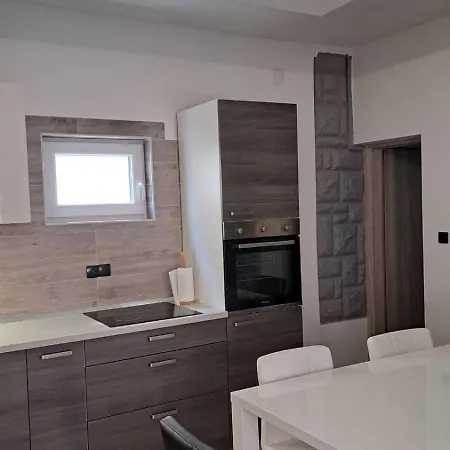 Apartma Anna Apartment