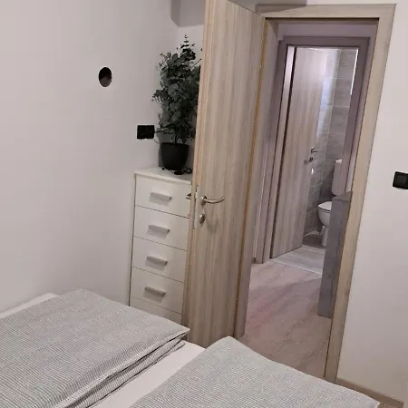 Apartma Anna Vir